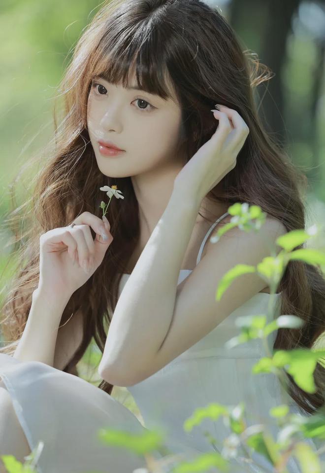 亚洲欧美精品视频